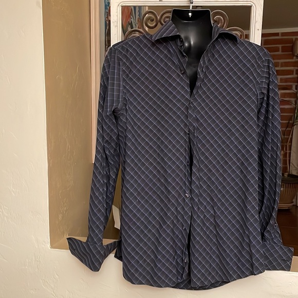 Banana Republic Men’s Dress Shirt size 15-121/2 Medium Pre Owned - Picture 4 of 10